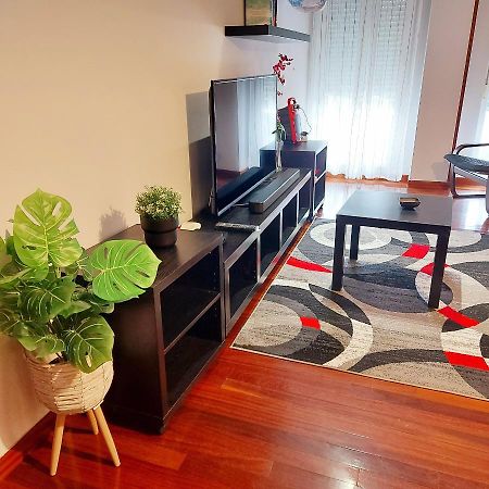 Soleado Piso Con Garaje Y Piscina A 8' Centro Apartment Castro Urdiales Luaran gambar