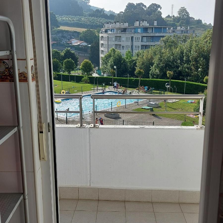 Soleado Piso Con Garaje Y Piscina A 8' Centro Apartment Castro Urdiales Luaran gambar