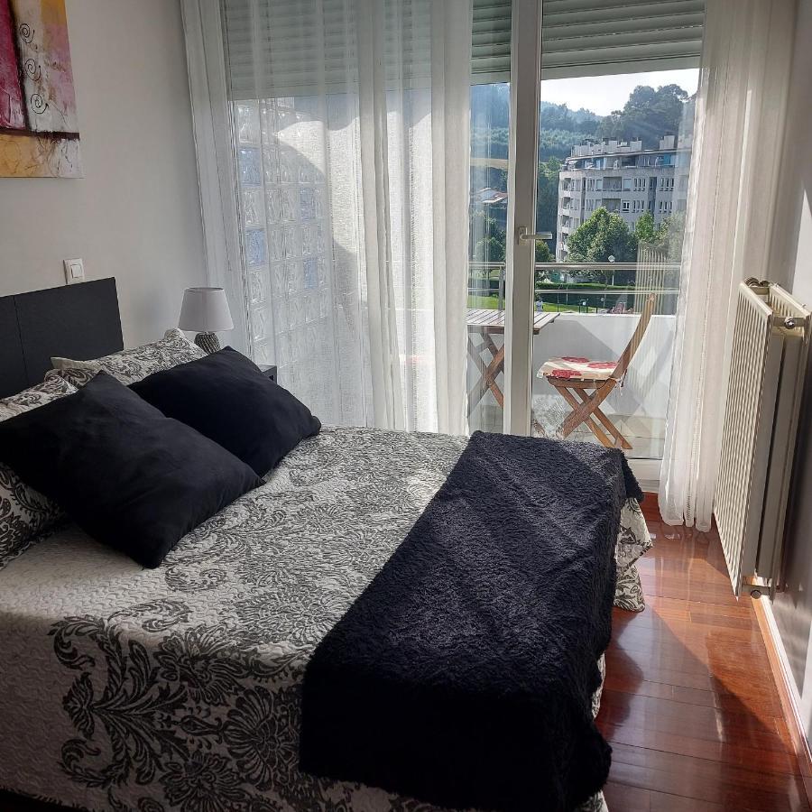 Soleado Piso Con Garaje Y Piscina A 8' Centro Apartment Castro Urdiales Luaran gambar