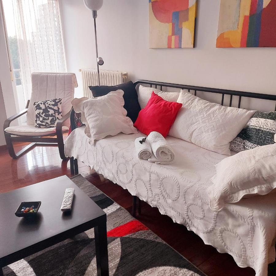 Soleado Piso Con Garaje Y Piscina A 8' Centro Apartment Castro Urdiales Luaran gambar